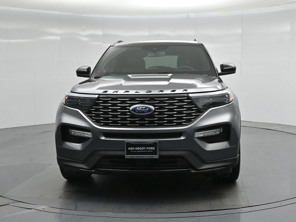 Certified 2024 Ford Explorer ST-Line w/ Class IV Trailer Tow Package RWD image 20