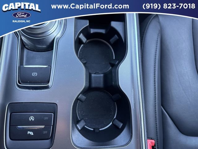 Certified 2022 Ford Edge Titanium image 30