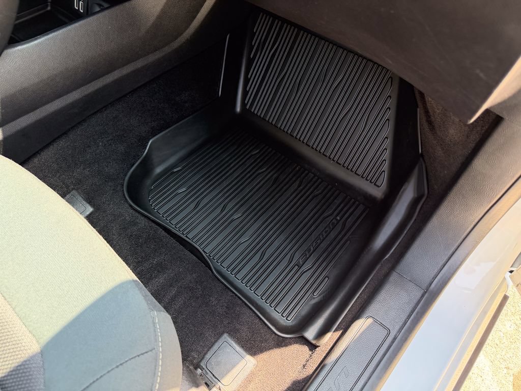 Certified 2020 Ford Fusion SE FWD image 17