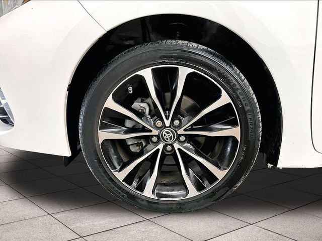 Used 2018 Toyota Corolla SE w/ Body Protection Package FWD image 8