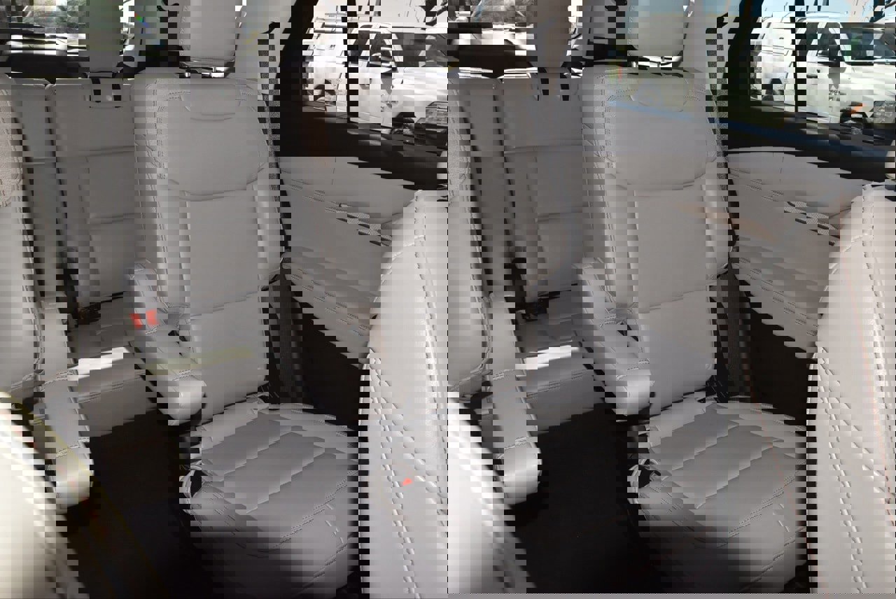 Certified 2025 Ford Explorer Active w/ Active Comfort Package image 23