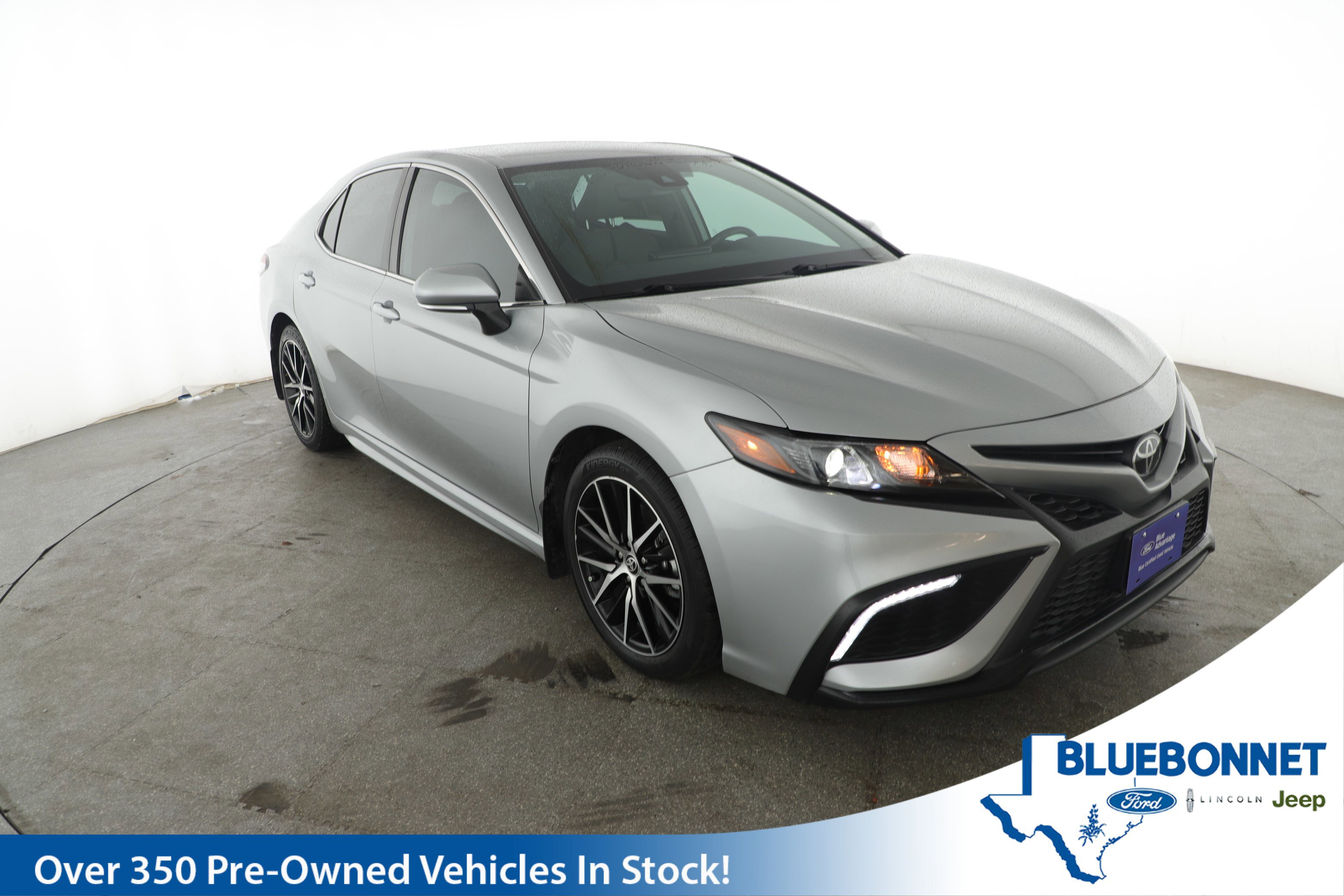 Used 2023 Toyota Camry SE