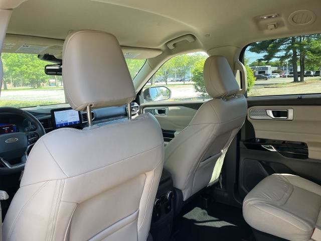 Certified 2023 Ford Explorer Platinum AWD/4WD image 28
