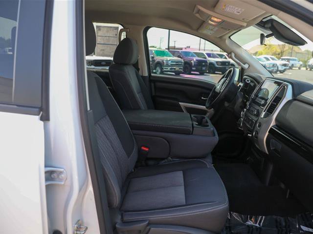 Used 2021 Nissan Titan SV AWD/4WD image 25