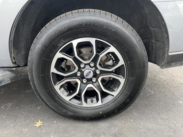 Certified 2024 Ford Expedition XLT image 9