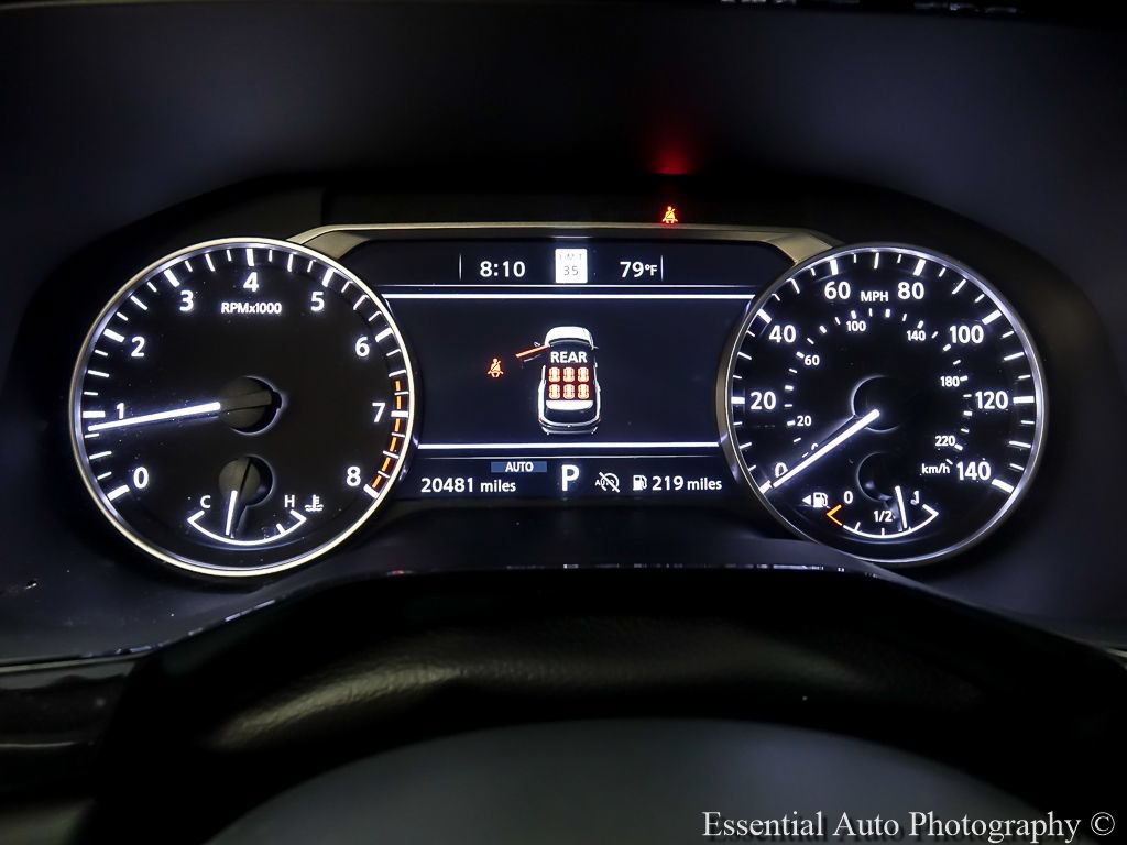 Used 2025 Nissan Pathfinder SL AWD/4WD image 14