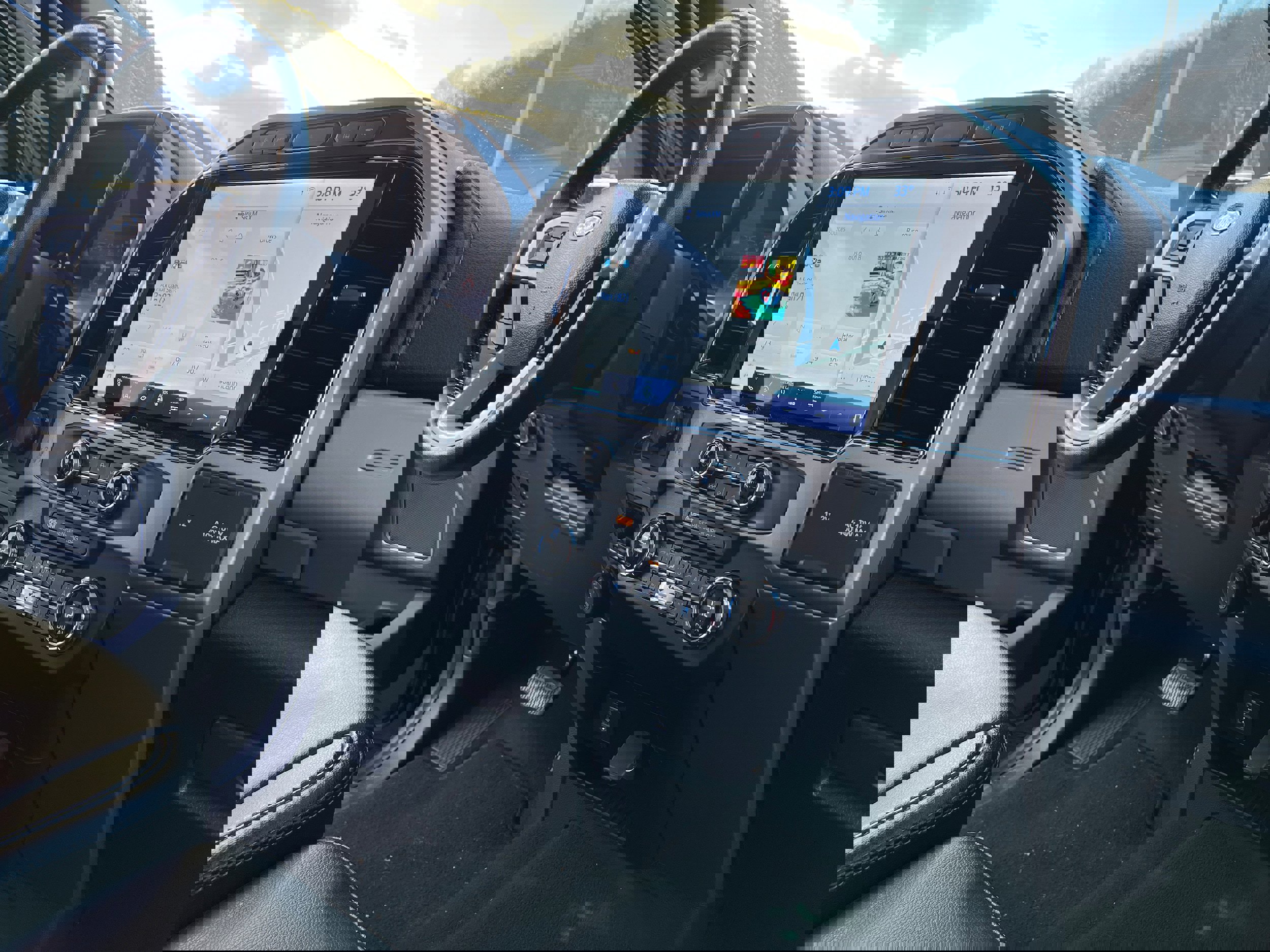 Certified 2022 Ford F250 Lariat w/ Black Appearance Package image 17