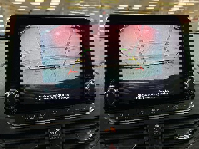 Used 2024 Nissan Altima 2.5 SV image 9