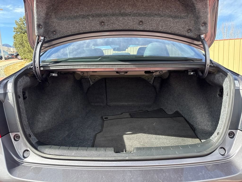 Used 2017 Honda Accord Touring image 10