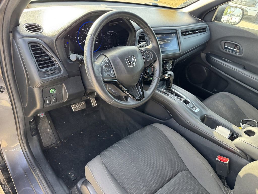 Used 2022 Honda HR-V Sport image 9