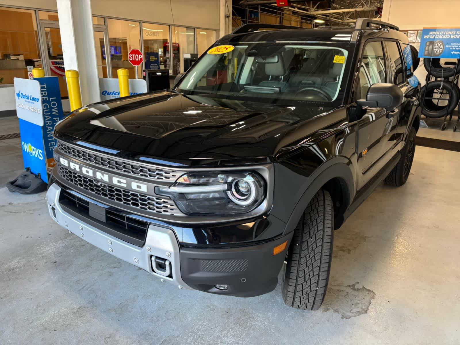 Certified 2025 Ford Bronco Sport Badlands w/ Badlands Tech Package AWD/4WD image 4