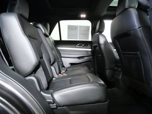 Certified 2018 Ford Explorer XLT w/ Equipment Group 202A AWD/4WD image 12
