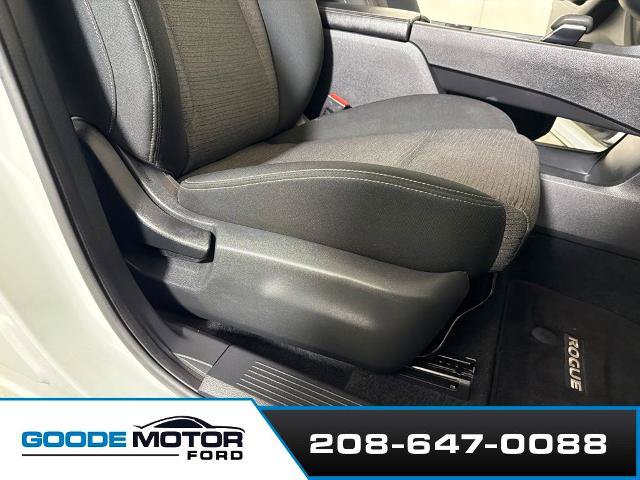 Used 2023 Nissan Rogue SV AWD/4WD image 24