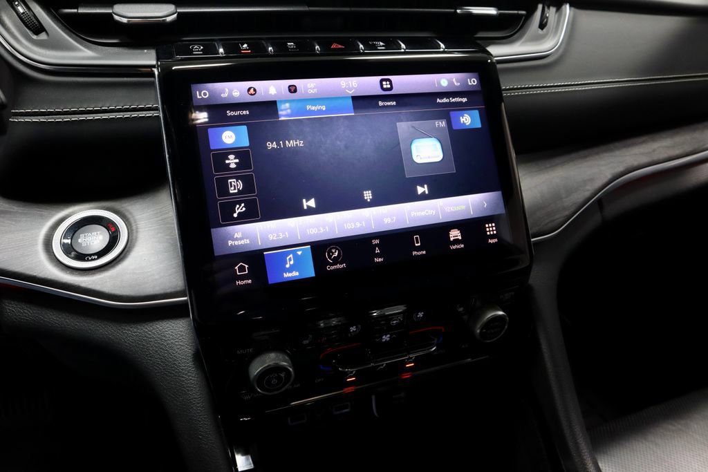 Used 2021 Jeep Grand Cherokee L Overland w/ Luxury Tech Group IV image 36