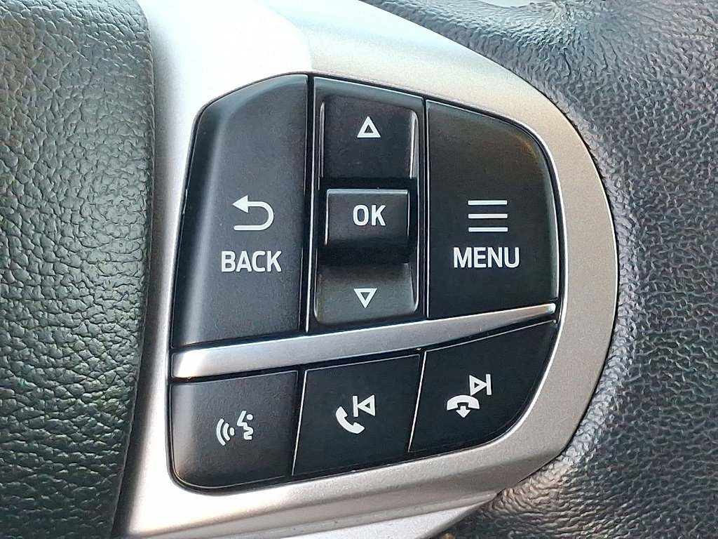 Certified 2023 Ford Explorer XLT w/ Equipment Group 202A AWD/4WD image 24