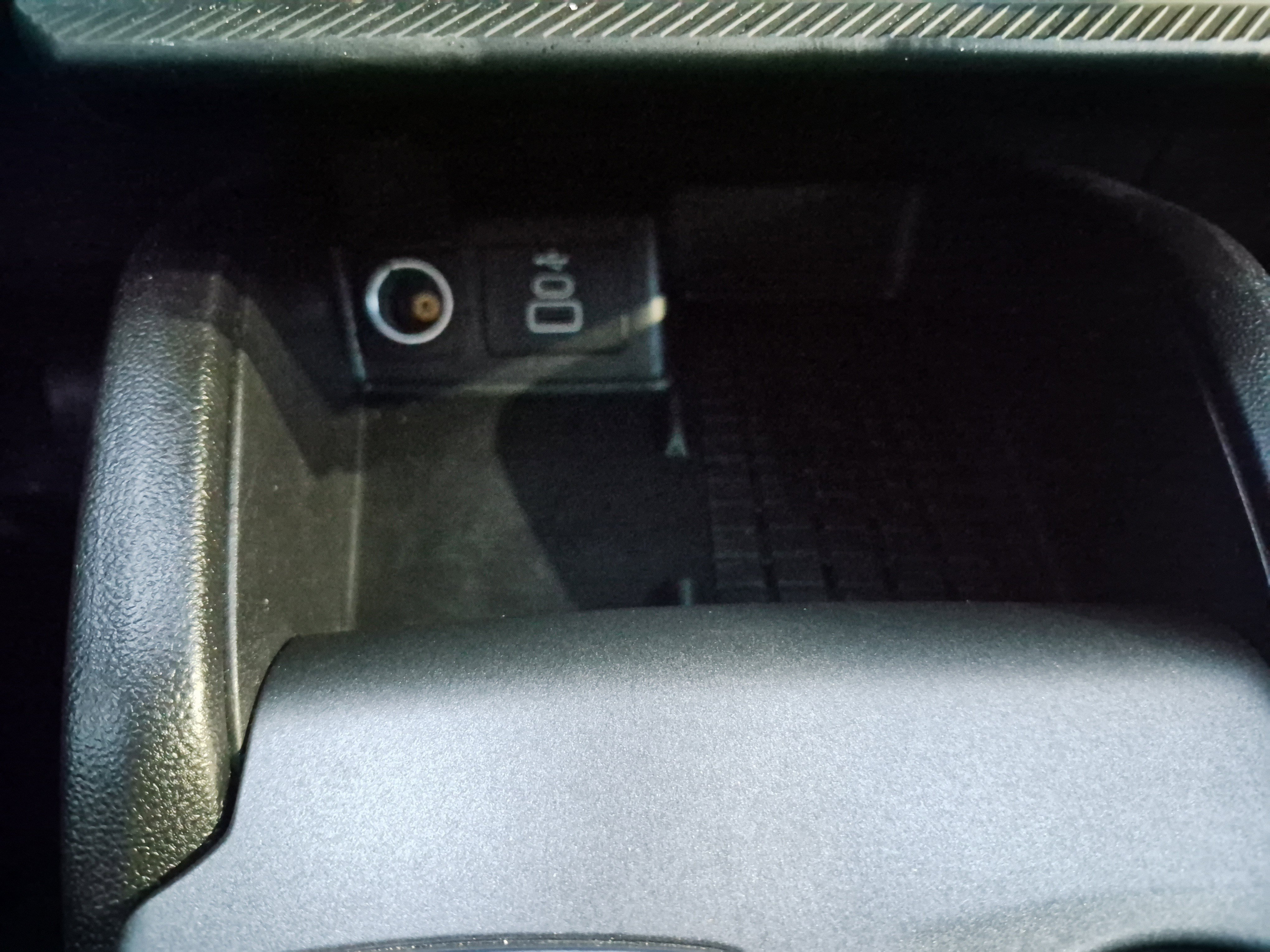 Certified 2025 Ford Bronco Sport Outer Banks w/ Outer Banks Tech Package+ image 32