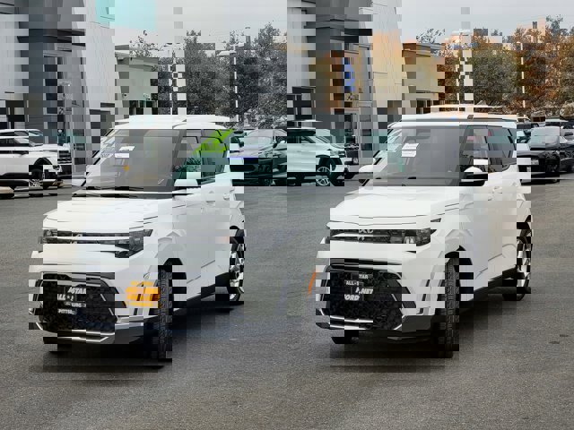 Used 2024 Kia Soul LX w/ Option Group 015 image 8