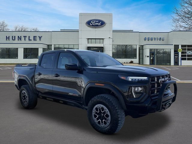 Used 2023 GMC Canyon AT4X w/ Edition 1 AWD/4WD image 3