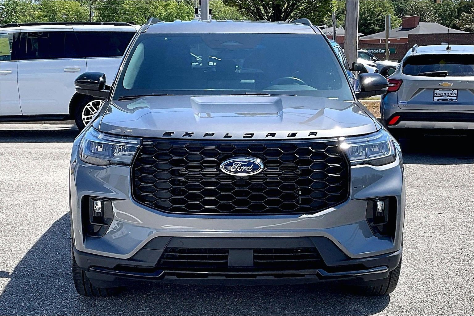 Certified 2025 Ford Explorer ST-Line w/ ST-Line Street Pack AWD/4WD image 2