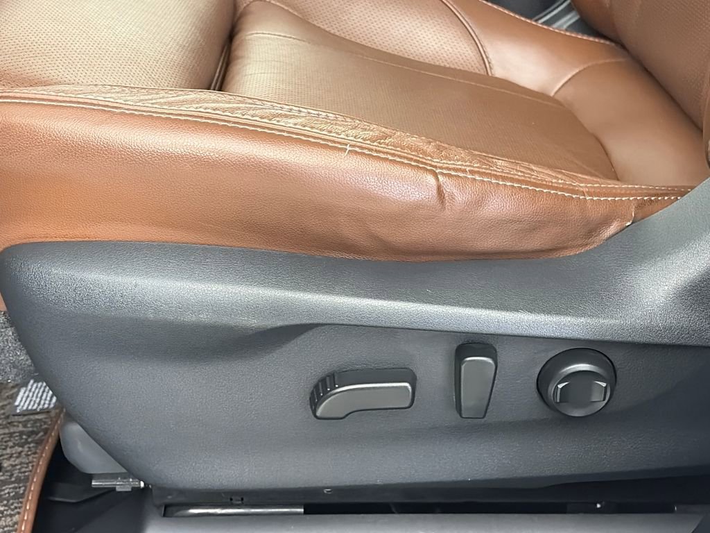 Used 2019 Subaru Ascent Touring AWD/4WD image 27