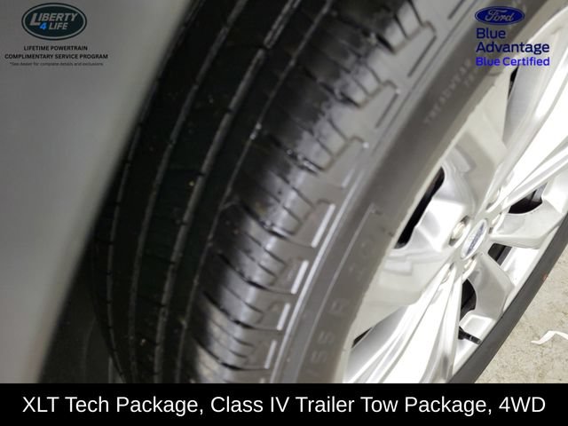 Certified 2024 Ford Explorer XLT w/ Equipment Group 202A AWD/4WD image 11