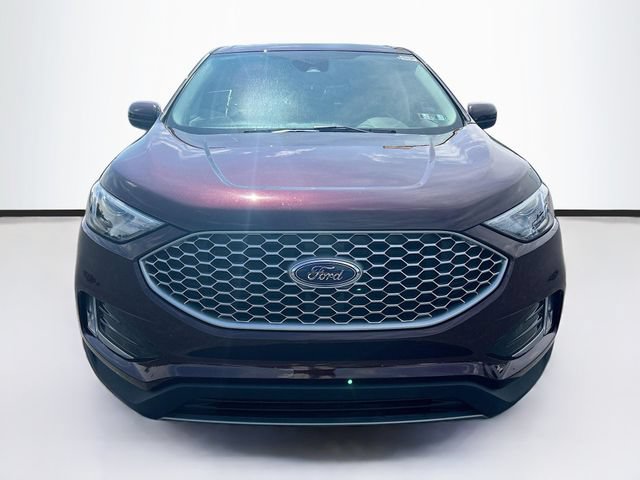 Certified 2024 Ford Edge SEL w/ Convenience Package AWD/4WD image 2