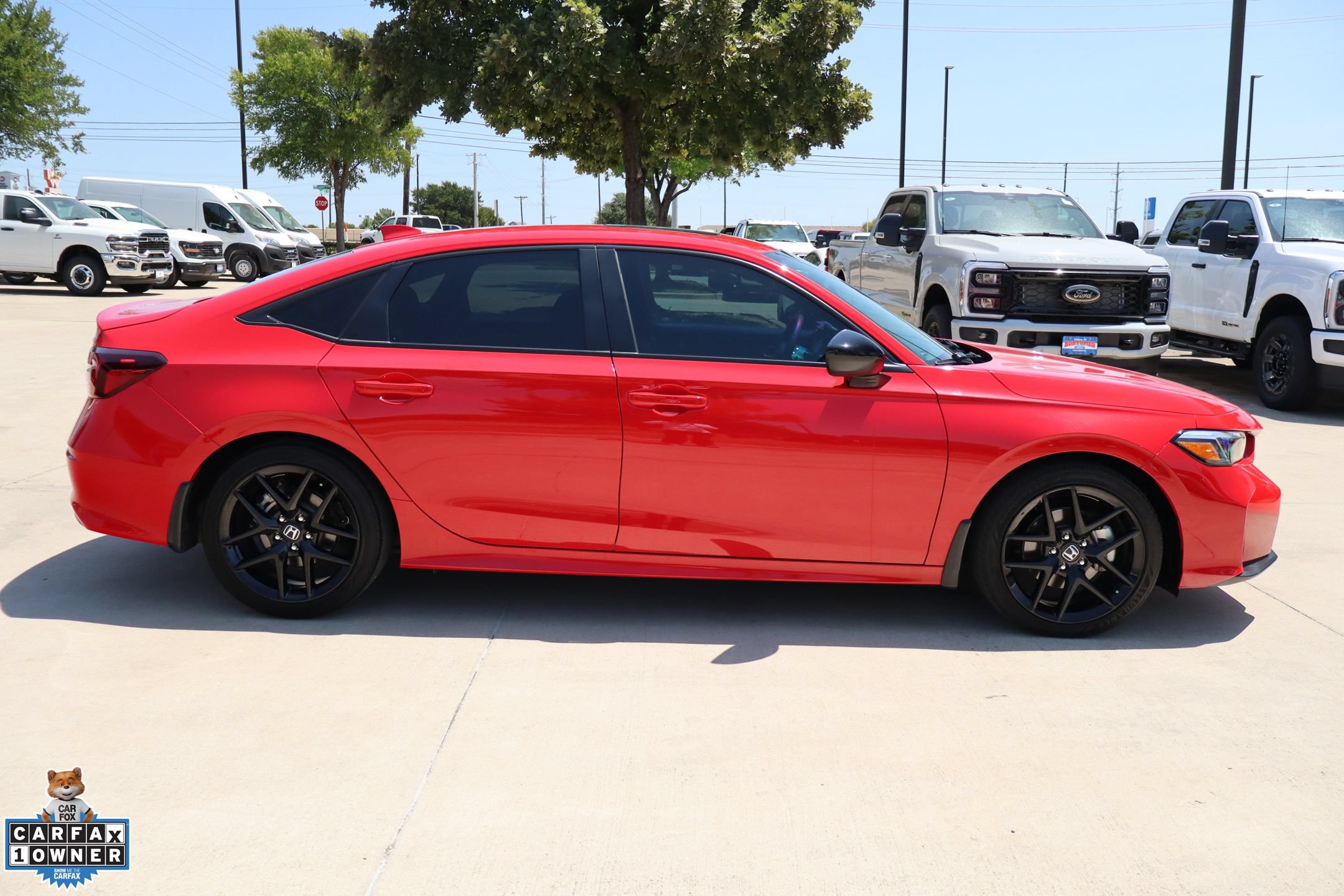Used 2025 Honda Civic Sport image 2