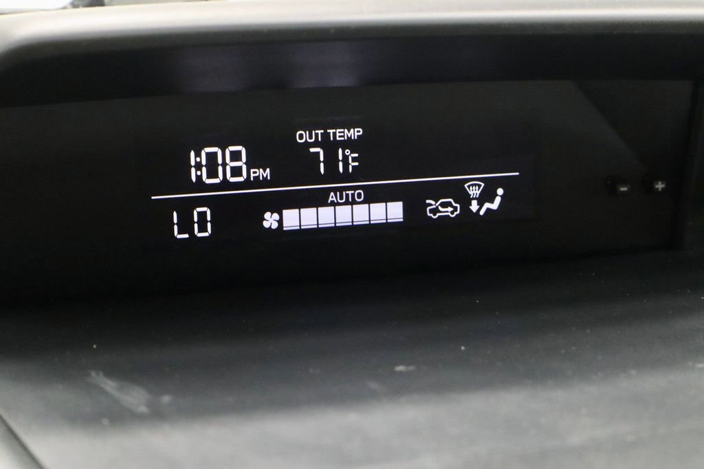 Used 2022 Subaru Crosstrek 2.0i Premium w/ Moonroof Package image 31