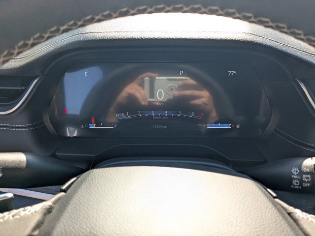 Used 2023 Jeep Grand Cherokee L Limited w/ Luxury Tech Group II image 29