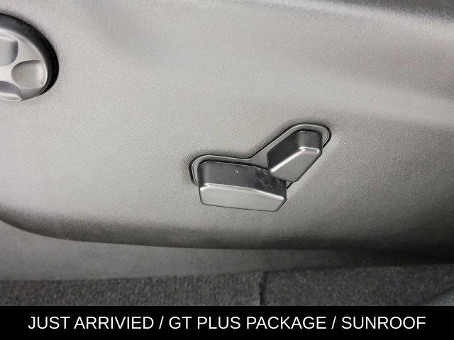 Used 2024 Dodge Durango GT AWD/4WD image 14