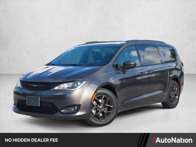 Used 2018 Chrysler Pacifica Touring-L Plus