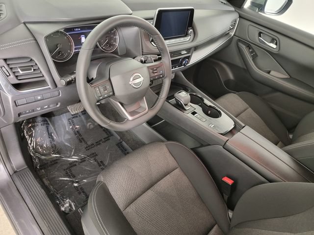 Used 2026 Nissan Rogue SV FWD image 12