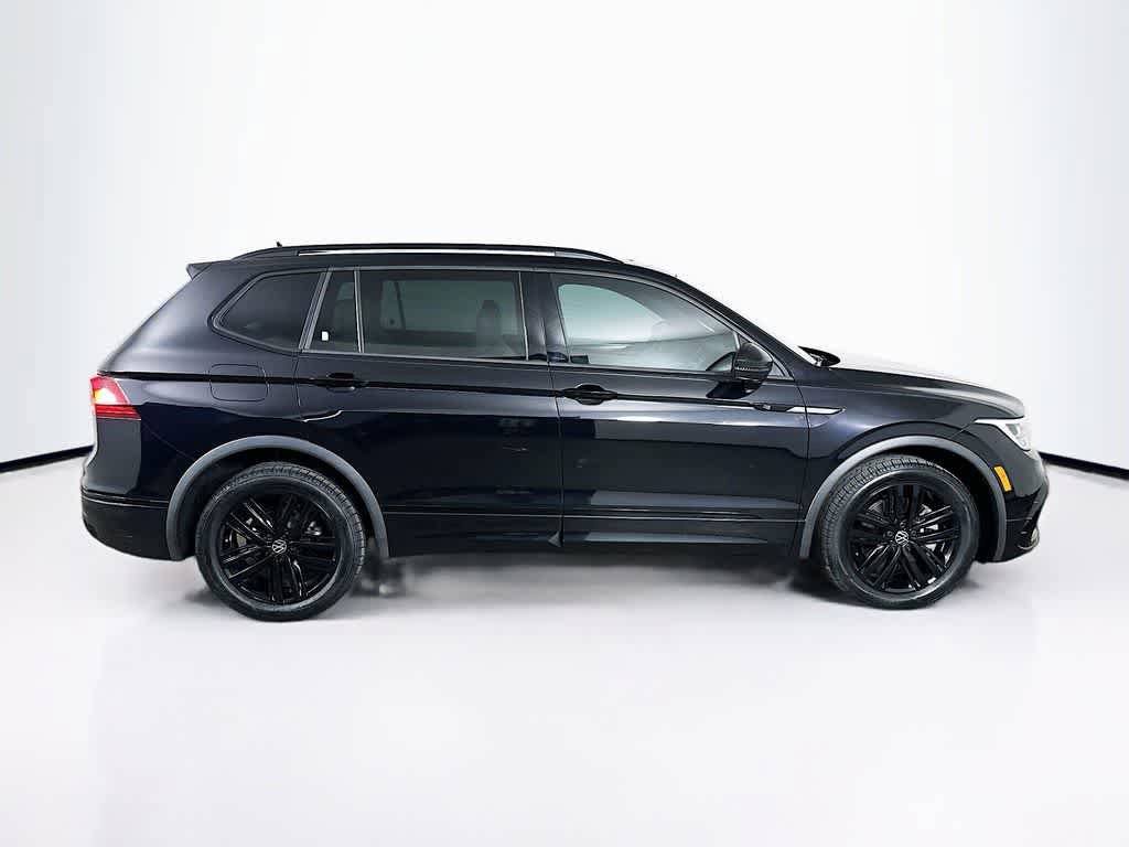 Used 2022 Volkswagen Tiguan SE R-Line FWD image 26