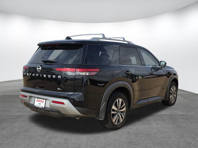 Used 2023 Nissan Pathfinder SL image 4