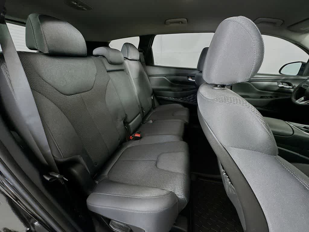 Used 2023 Hyundai Santa Fe SEL FWD image 31