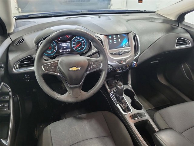 Used 2017 Chevrolet Cruze LT w/ Convenience Package image 22