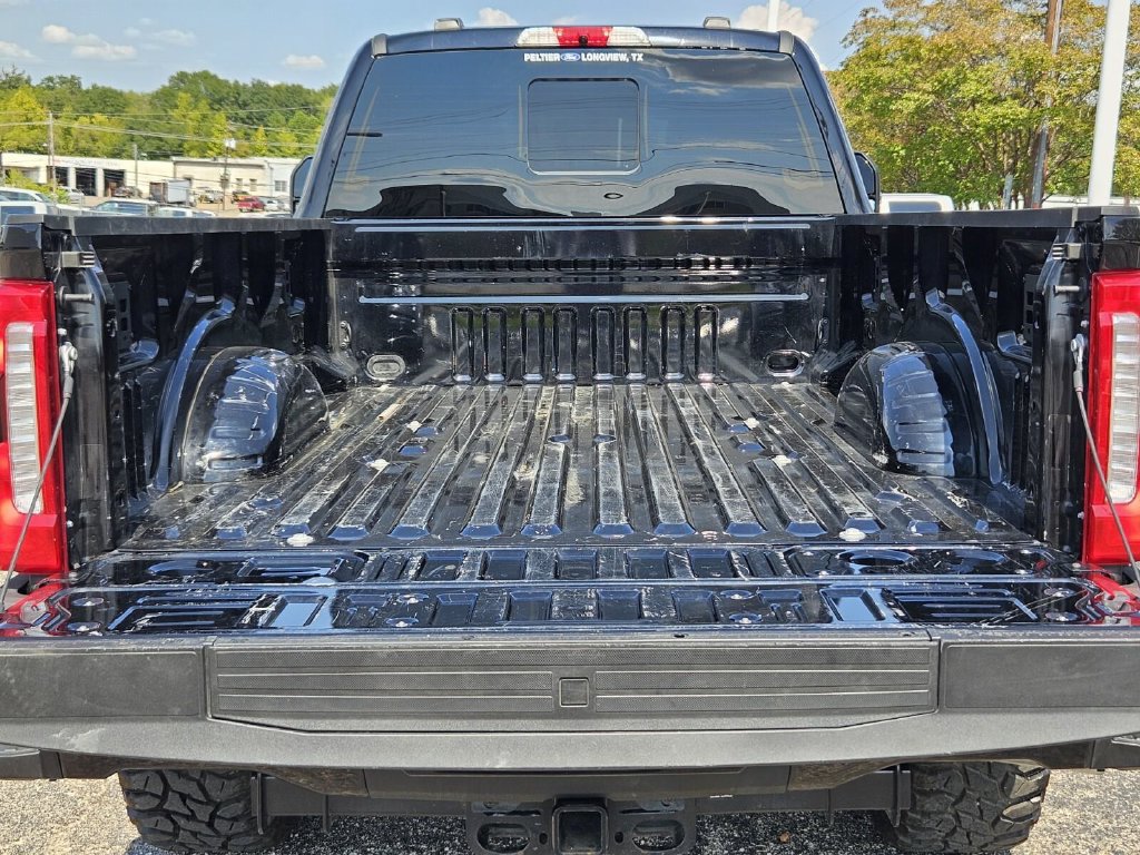 Certified 2025 Ford F350 King Ranch AWD/4WD image 11
