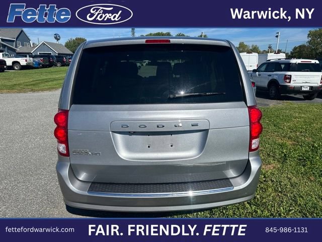 Used 2019 Dodge Grand Caravan SE FWD image 9