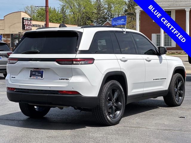 Used 2023 Jeep Grand Cherokee Limited w/ Black Appearance Package AWD/4WD image 3