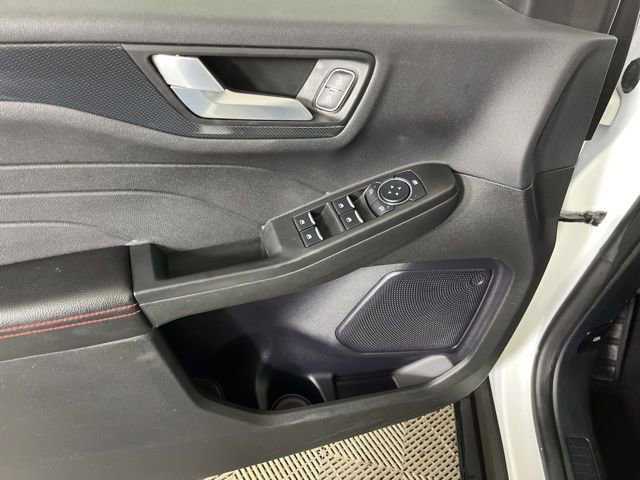 Certified 2024 Ford Escape ST-Line w/ Tech Pack #1 image 16
