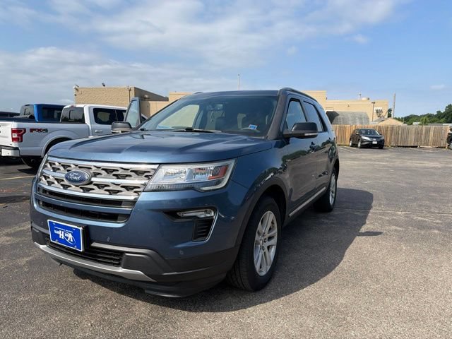 Certified 2018 Ford Explorer XLT w/ Equipment Group 202A