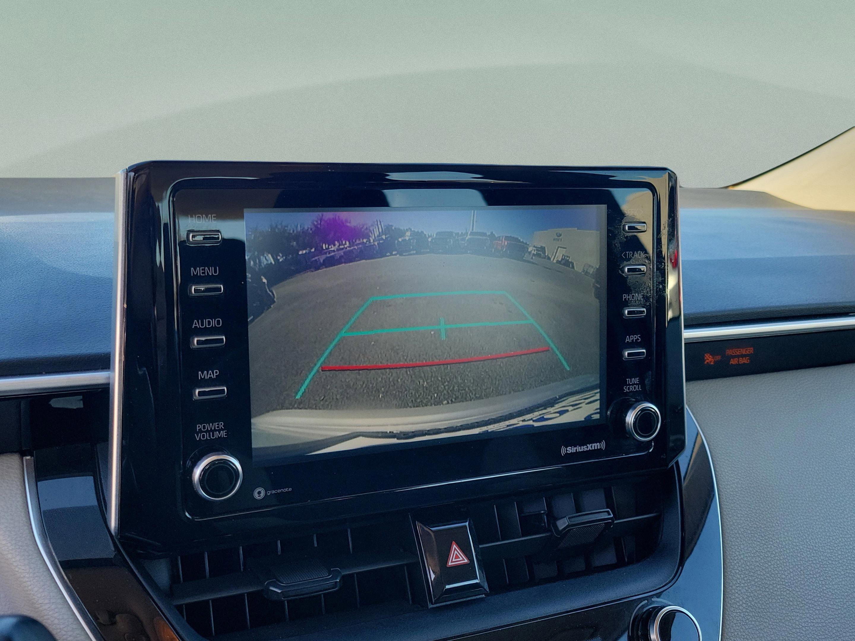 Used 2021 Toyota Corolla LE image 6