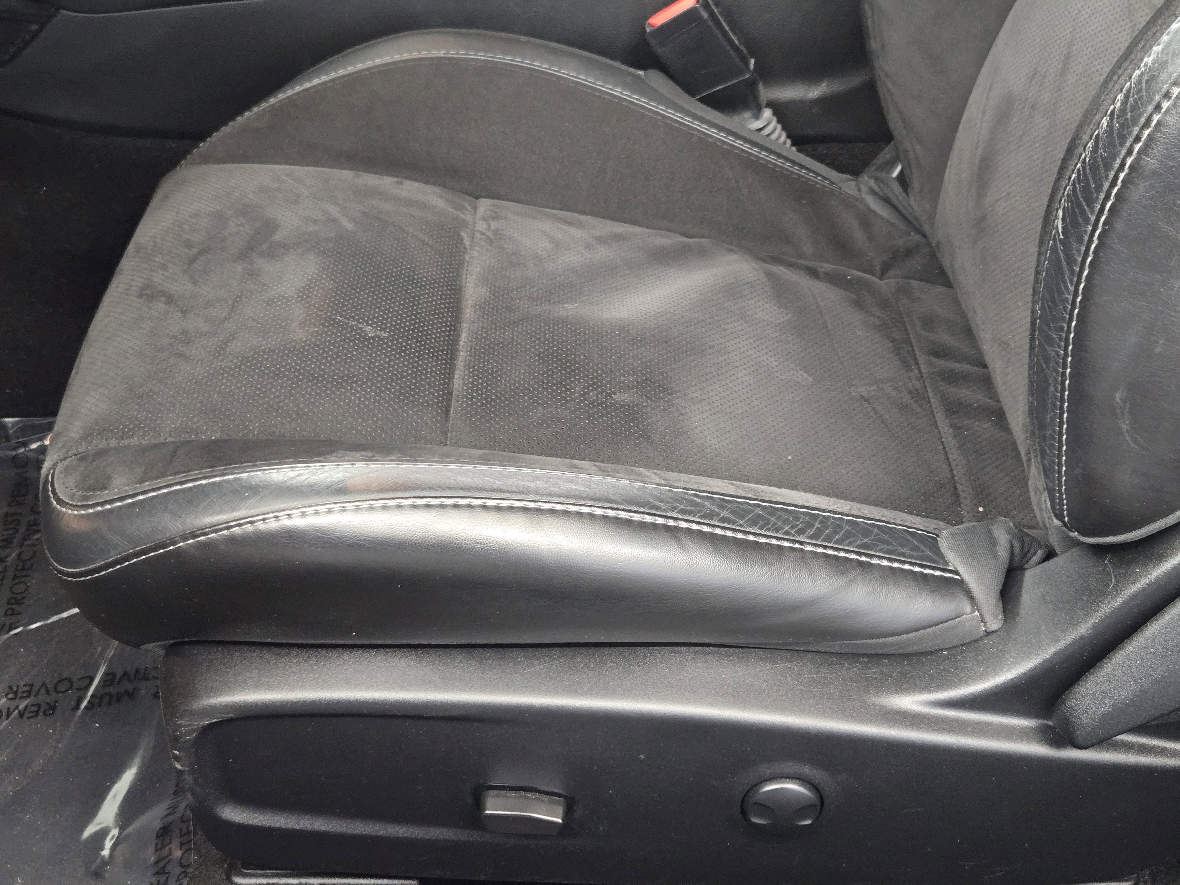 Used 2022 Dodge Challenger GT w/ Plus Package image 25