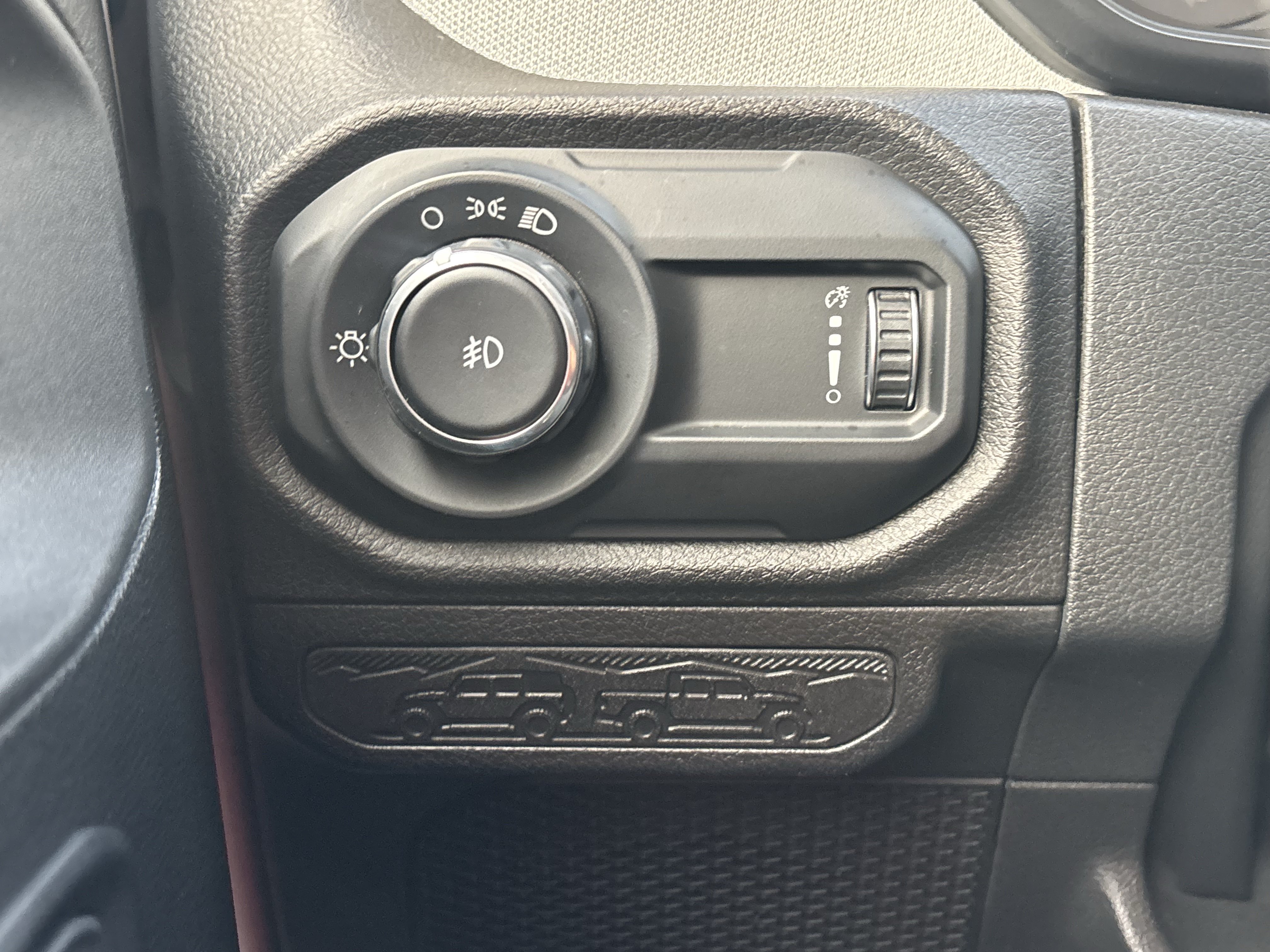 Used 2025 Jeep Wrangler Unlimited Sport AWD/4WD image 39