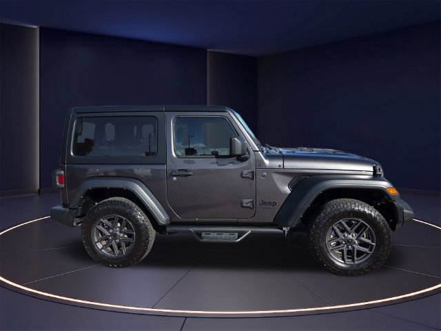 Used 2024 Jeep Wrangler Sport AWD/4WD image 2