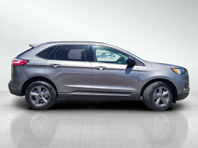 Certified 2023 Ford Edge SEL w/ Sport Appearance Package AWD/4WD image 3