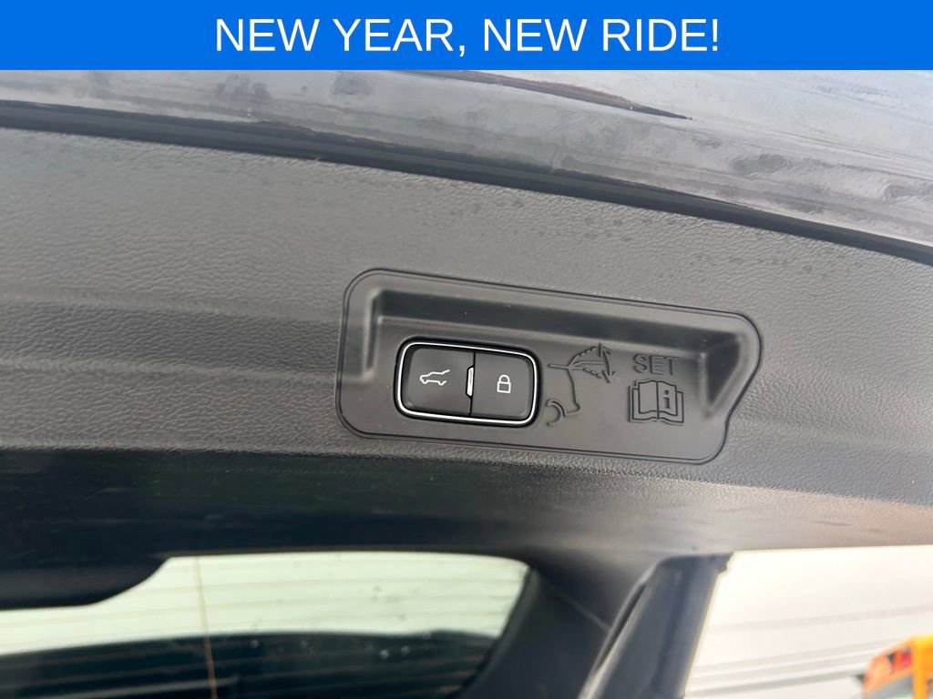 Certified 2022 Ford Explorer Timberline image 41