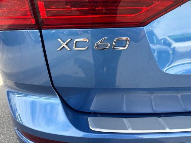 Used 2020 Volvo XC60 T8 R-Design w/ Protection Package Premier AWD/4WD image 9