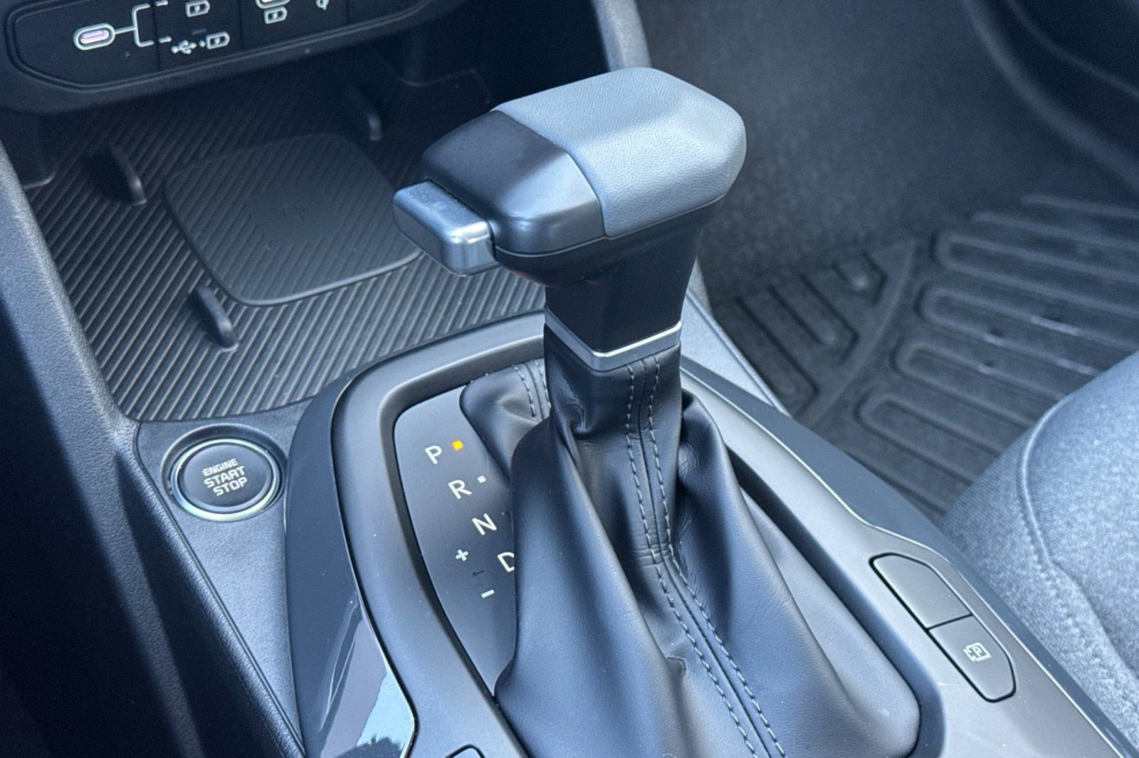 Used 2025 Kia K4 EX FWD image 22