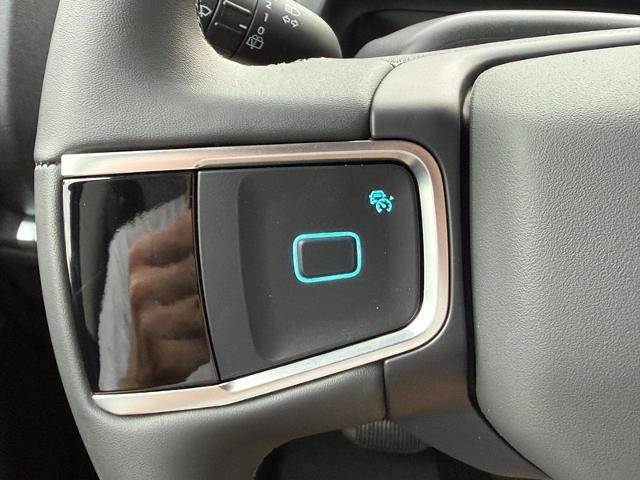 Certified 2025 Ford Expedition Active AWD/4WD image 14